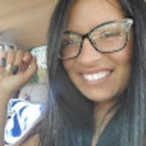 Meet your Posher, Carrie - Picture 1 of 1